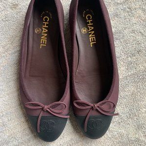 Chanel Cap-Toe Flats Burgundy/Black 38